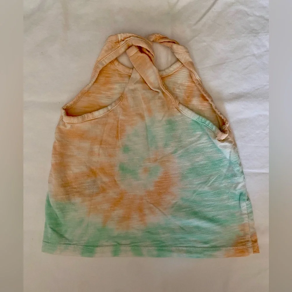 Bundle of 4 GAP toddler tank tops - size 2T